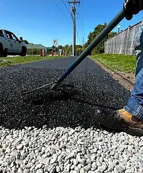 permeable park pathway using resin bound aggregate by Dream Pave